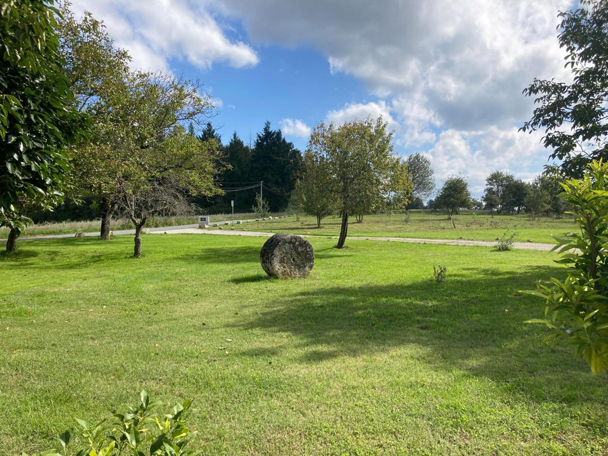 La Ferme De Maraval Bed and Breakfast Cénac-et-Saint-Julien Εξωτερικό φωτογραφία